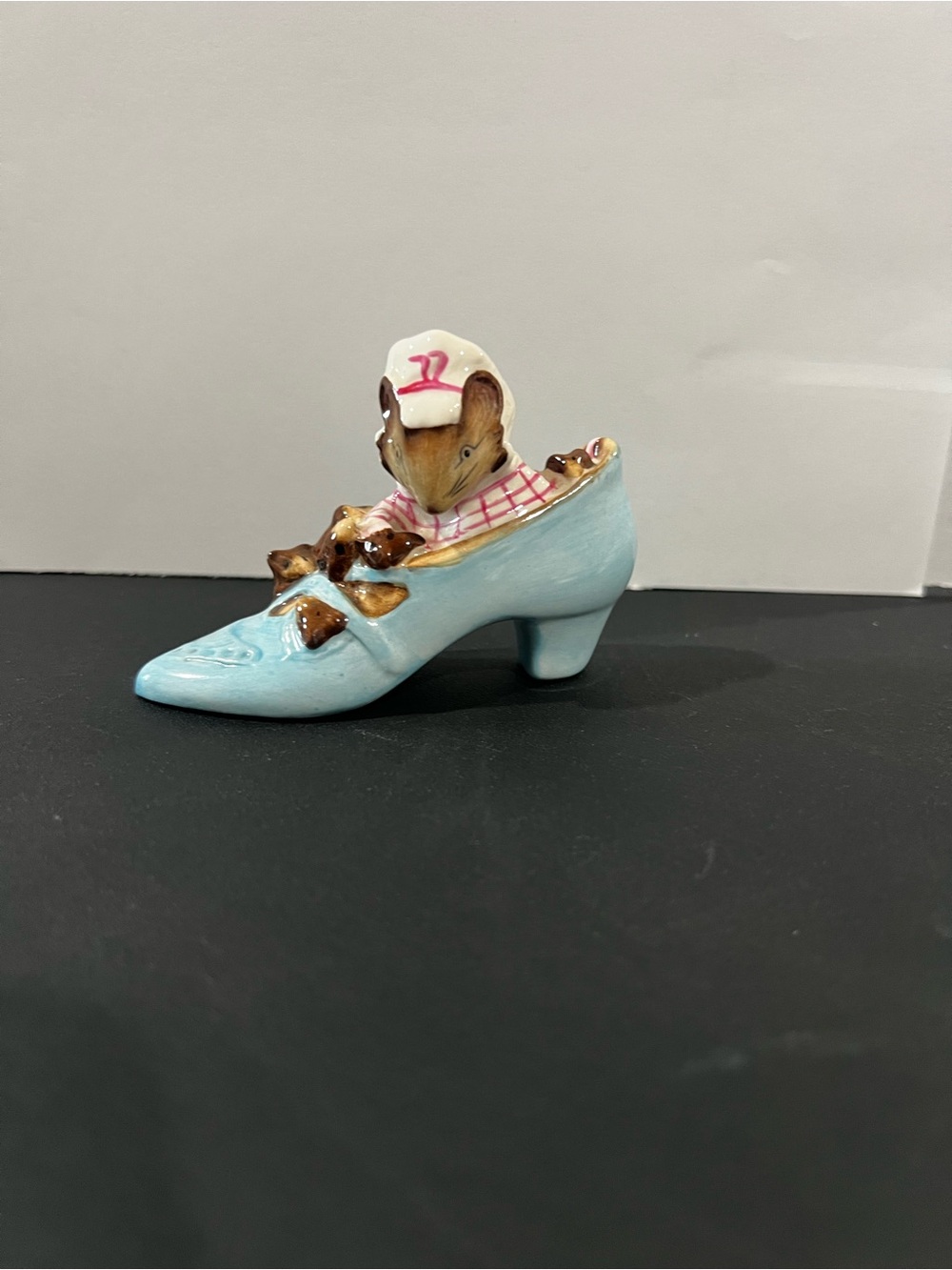 Beatrix Potter “The Old Woman Who Lived in a Shoe”